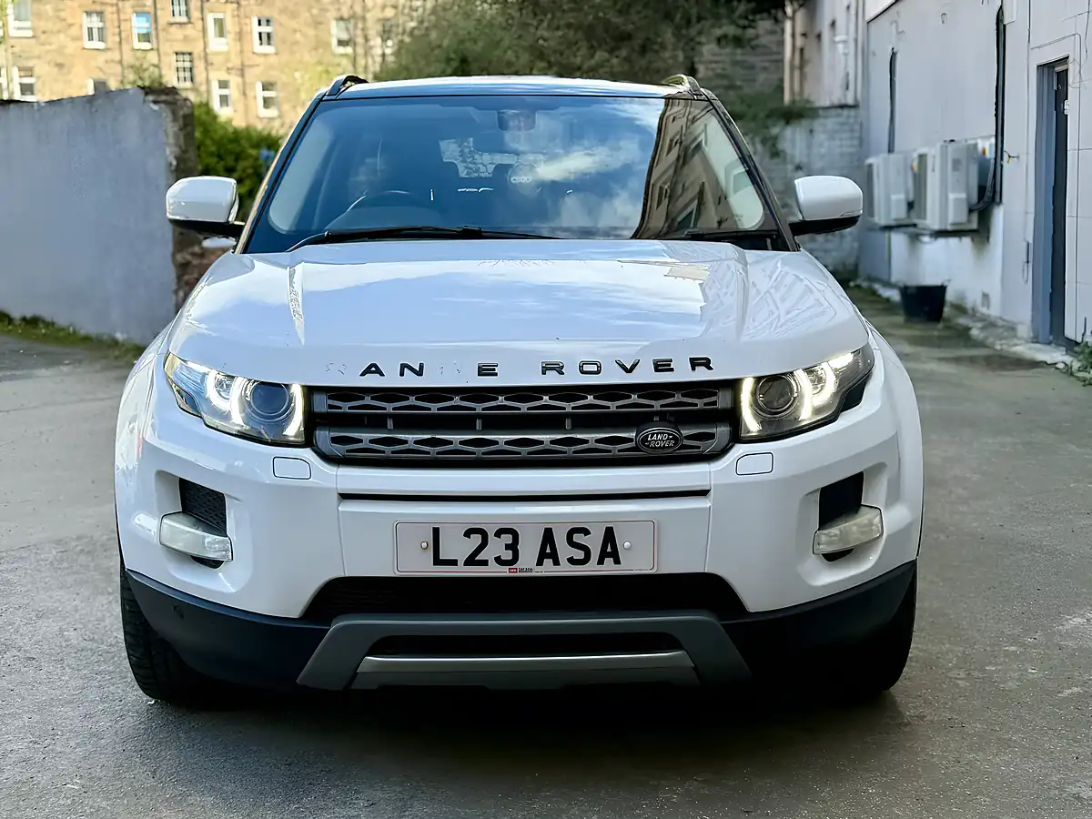 Used 2012 Land Rover Range Rover Evoque Pure White - Interior and Exterior details 6