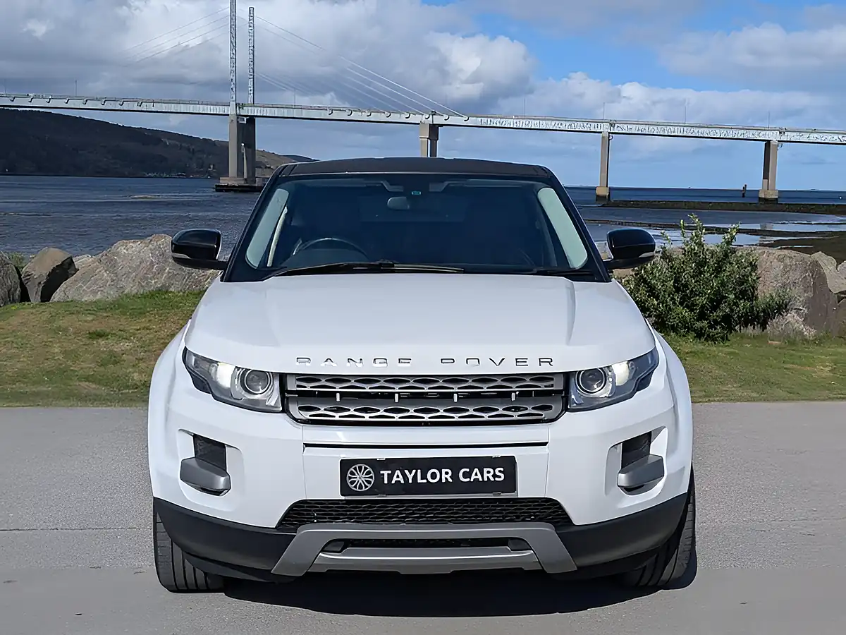 Used 2012 Land Rover Range Rover Evoque Pure White - Interior and Exterior details 2