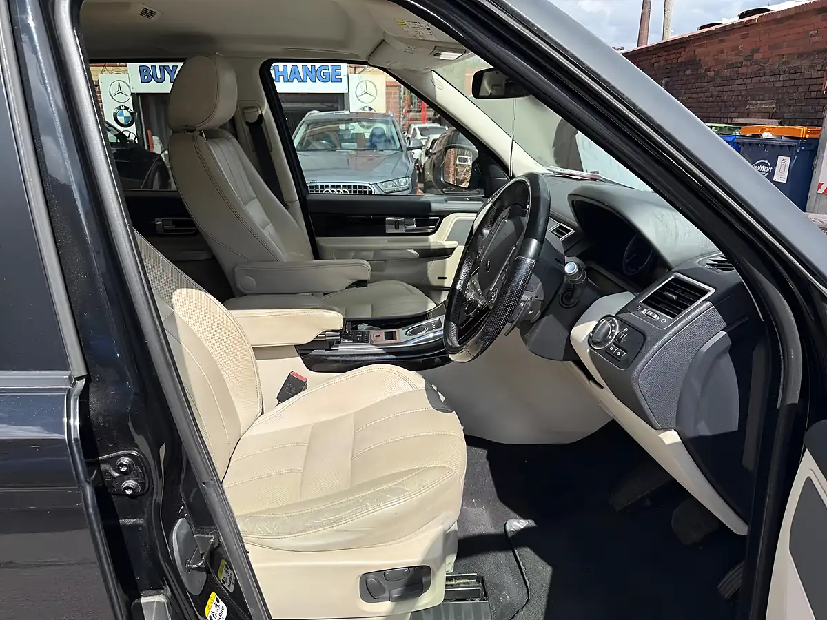 Used 2012 Land Rover Range Rover Sport Hse Black - Interior and Exterior details 6