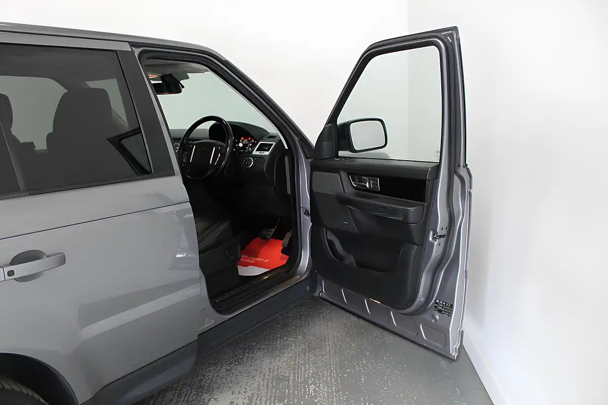 Used 2012 Land Rover Range Rover Sport Hse Luxury Grey - Interior and Exterior details 12