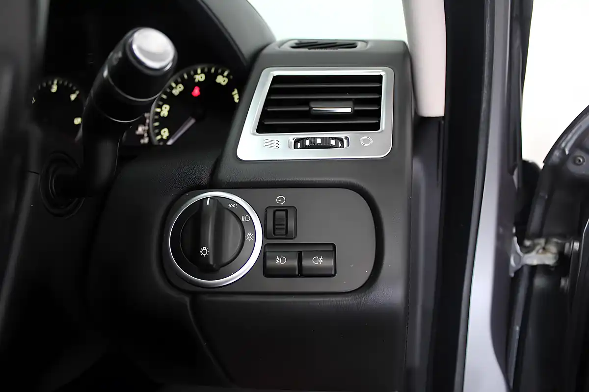 Used 2012 Land Rover Range Rover Sport Hse Luxury Grey - Interior and Exterior details 17