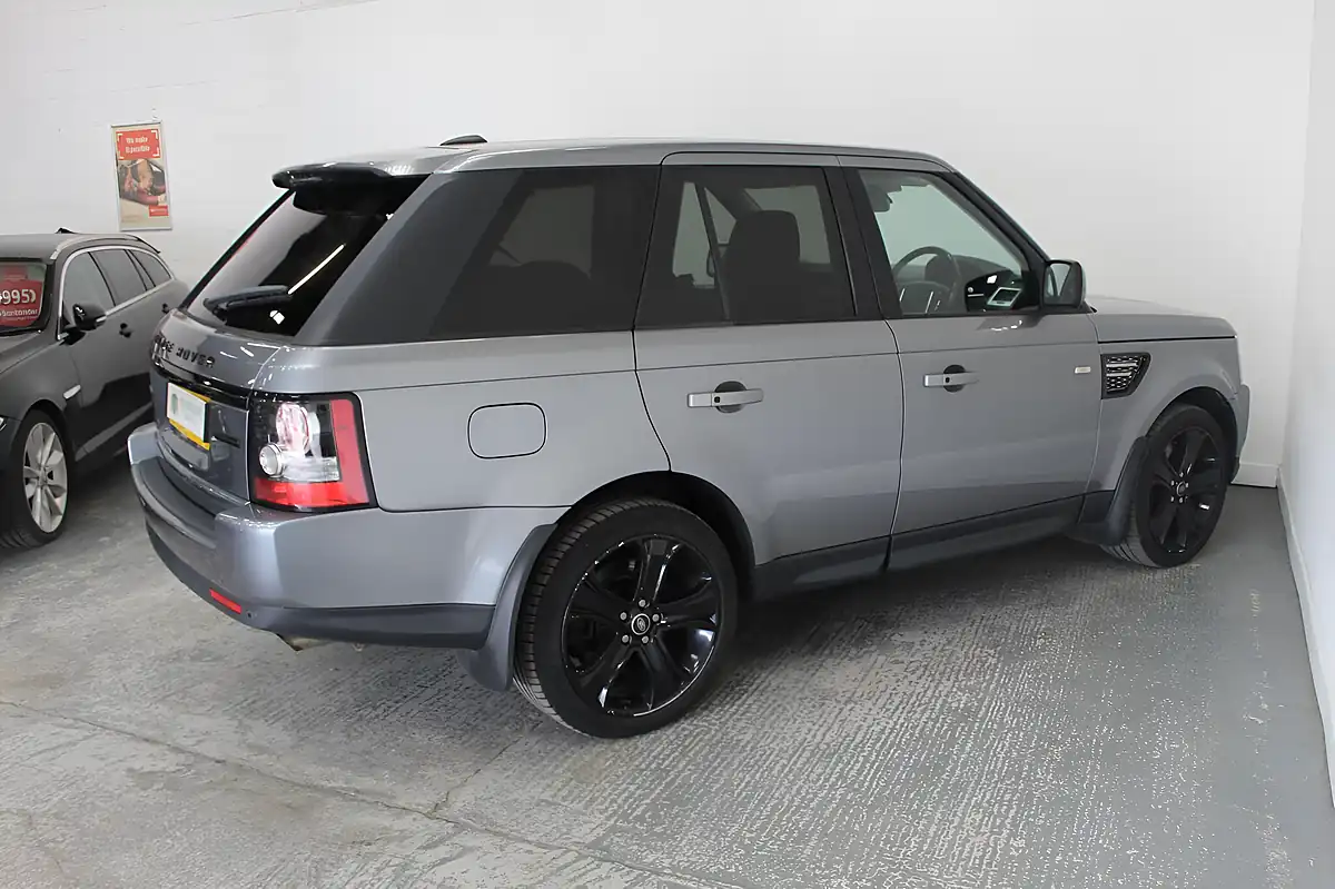 Used 2012 Land Rover Range Rover Sport Hse Luxury Grey - Interior and Exterior details 8