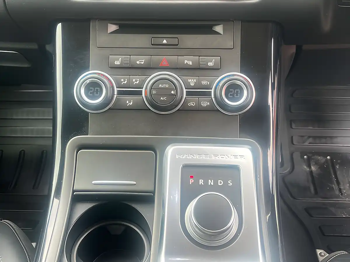 Used 2012 Land Rover Range Rover Sport Hse Santorini Black - Interior and Exterior details 11
