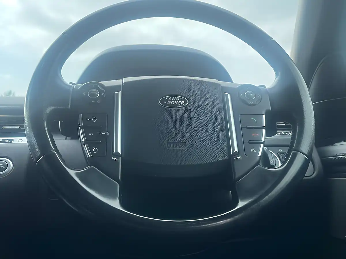 Used 2012 Land Rover Range Rover Sport Hse Santorini Black - Interior and Exterior details 12