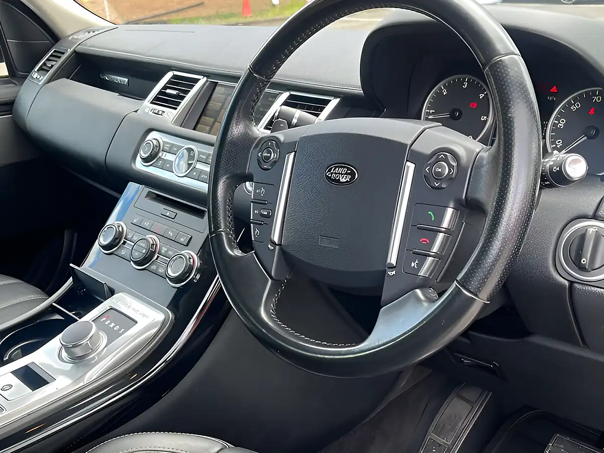 Used 2012 Land Rover Range Rover Sport Hse Santorini Black - Interior and Exterior details 13