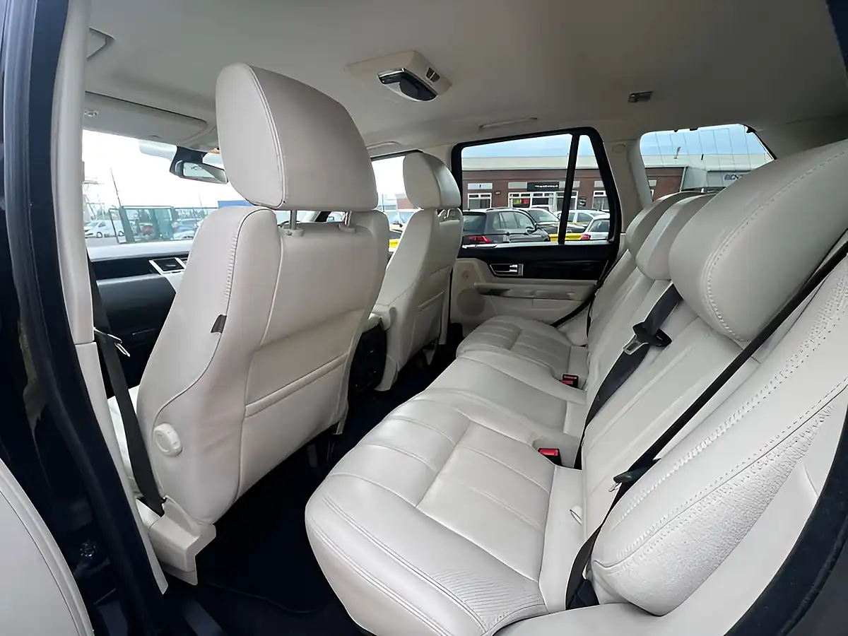 Used 2012 Land Rover Range Rover Sport Hse Santorini Black - Interior and Exterior details 15