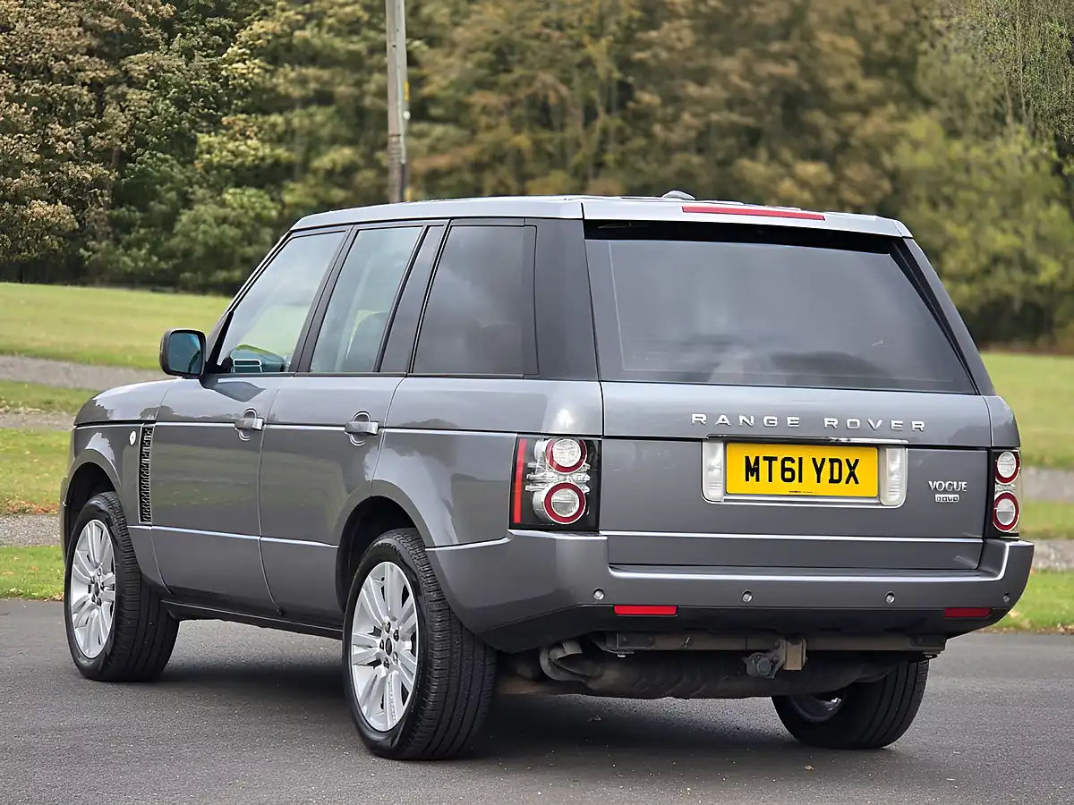 Used 2012 Land Rover Range Rover Vogue Orkney Grey - Interior and Exterior details 12