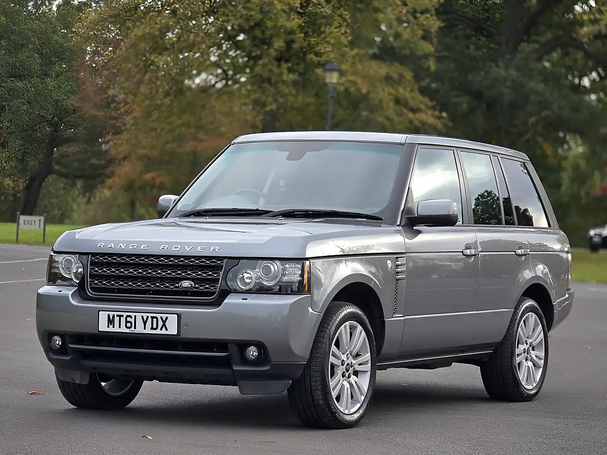 Used 2012 Land Rover Range Rover Vogue Orkney Grey - Interior and Exterior details 13