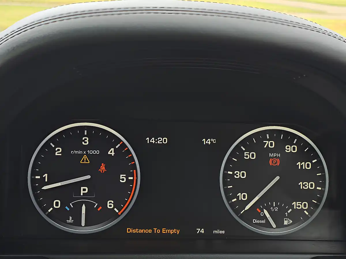 Used 2012 Land Rover Range Rover Vogue Orkney Grey - Interior and Exterior details 17