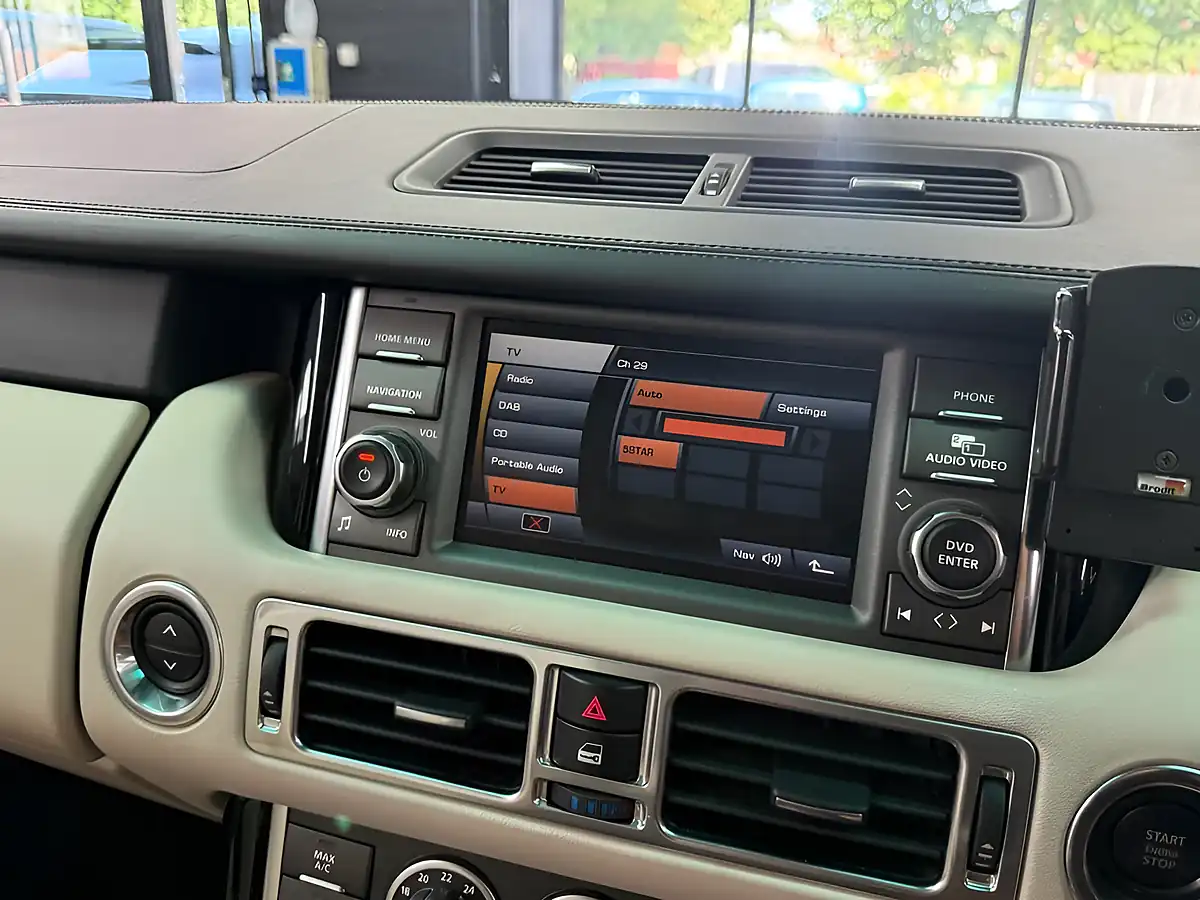 Used 2012 Land Rover Range Rover Westminster Grey - Interior and Exterior details 10