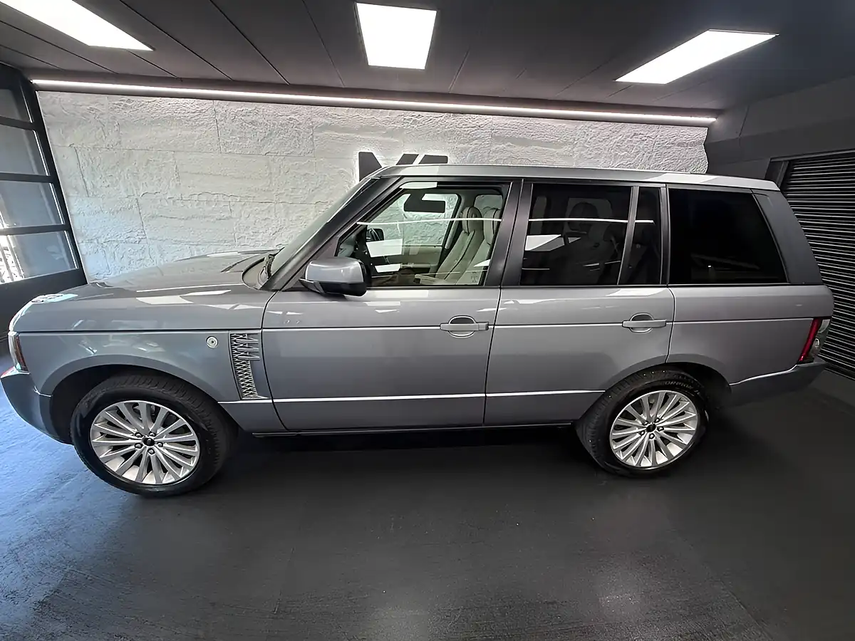 Used 2012 Land Rover Range Rover Westminster Grey - Interior and Exterior details 20