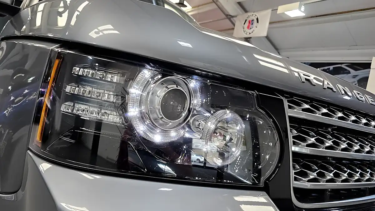 Used 2012 Land Rover Range Rover Westminster Grey - Interior and Exterior details 12
