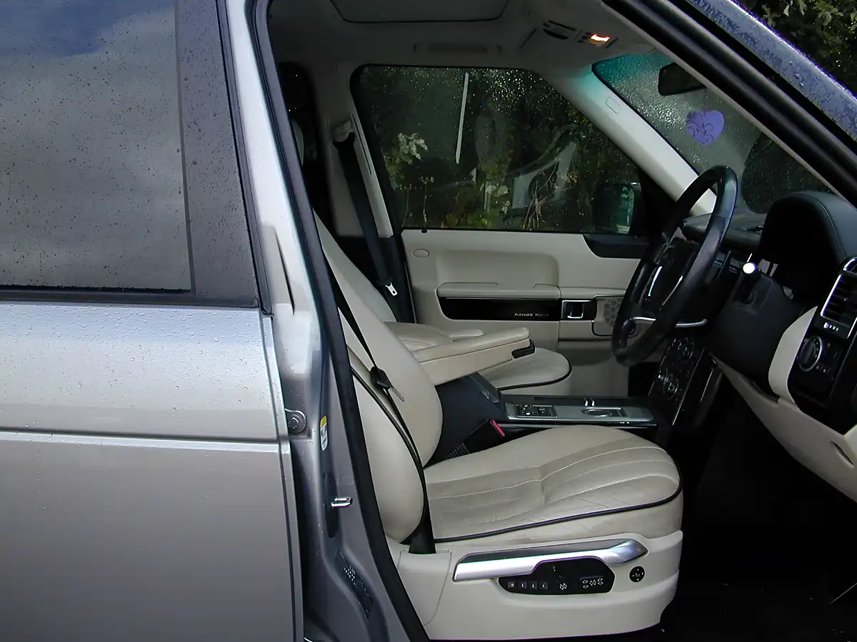 Used 2012 Land Rover Range Rover Westminster Ltd Edition Grey - Interior and Exterior details 16