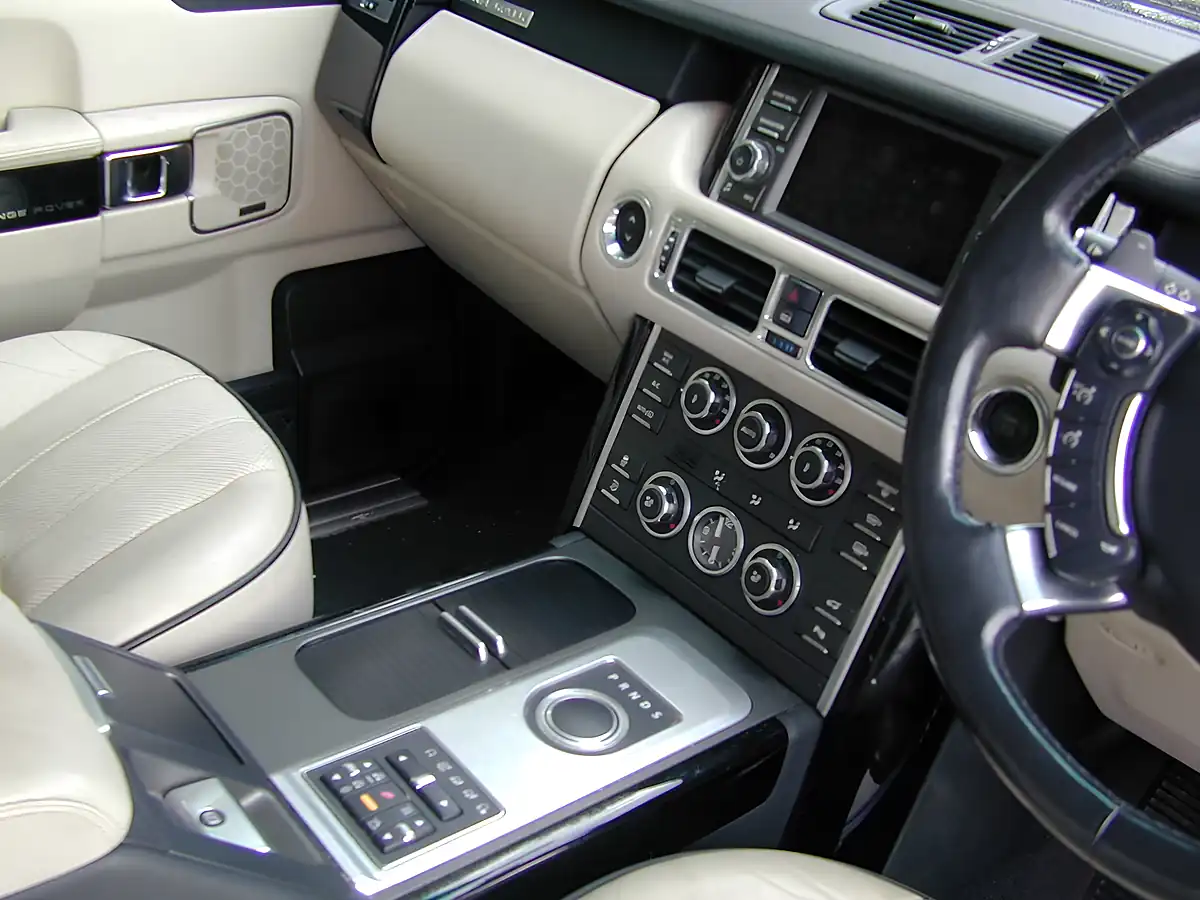 Used 2012 Land Rover Range Rover Westminster Ltd Edition Grey - Interior and Exterior details 18