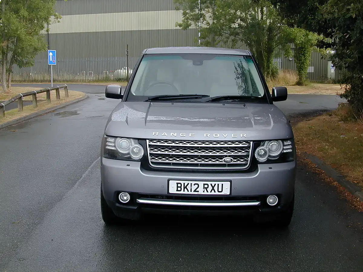 Used 2012 Land Rover Range Rover Westminster Ltd Edition Grey - Interior and Exterior details 4