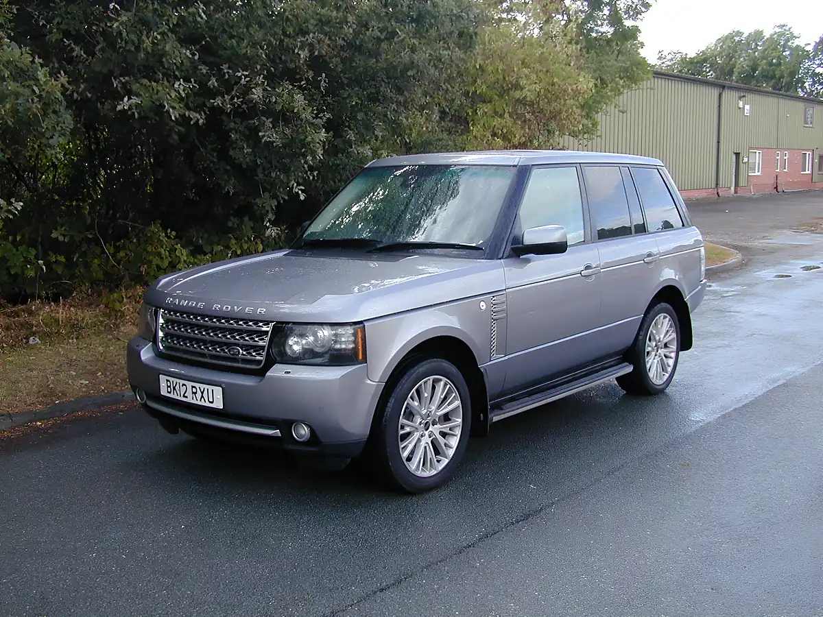 Used 2012 Land Rover Range Rover Westminster Ltd Edition Grey - Interior and Exterior details 8