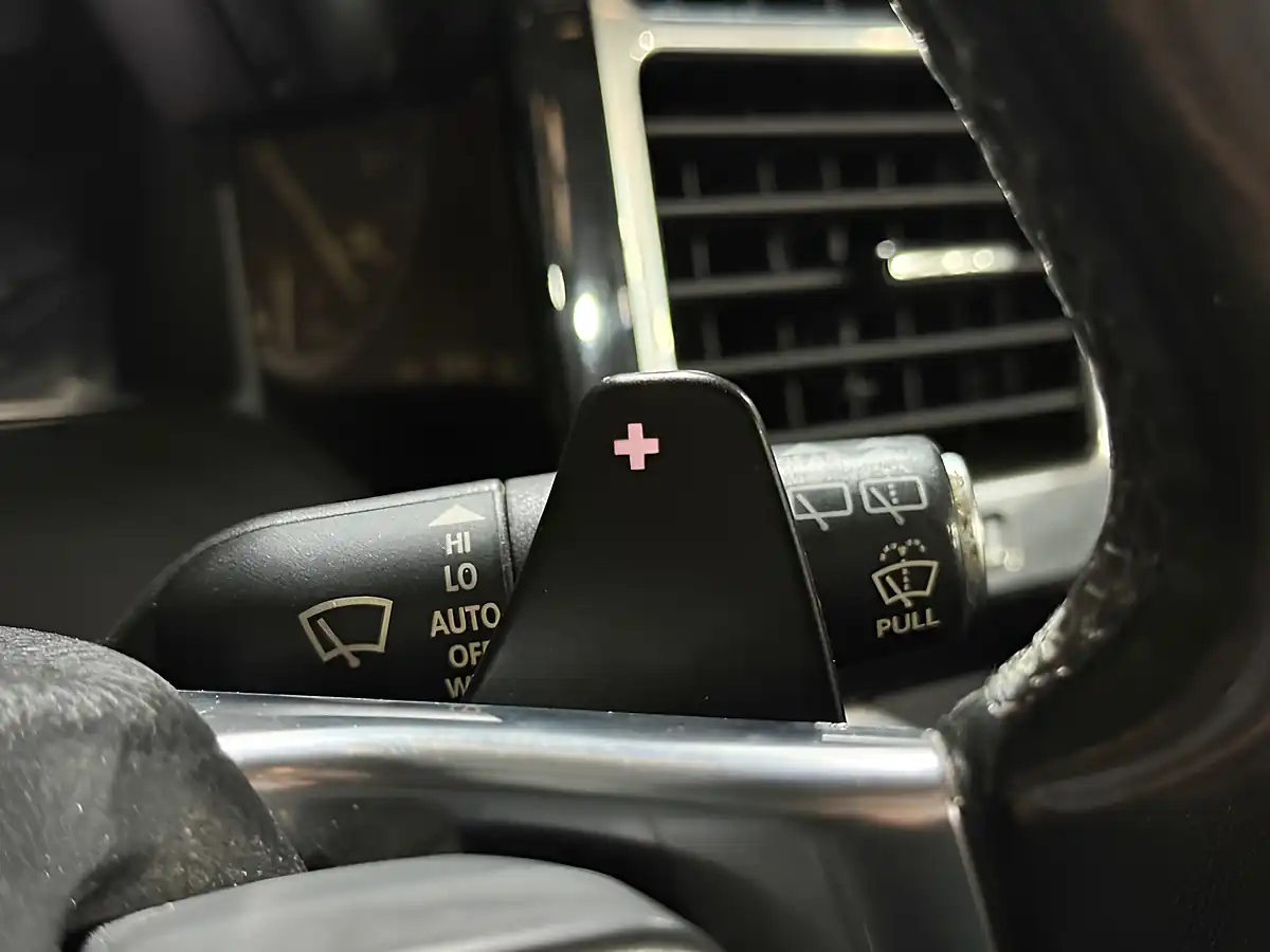 Used 2012 Land Rover Range Rover Westminster White - Interior and Exterior details 15