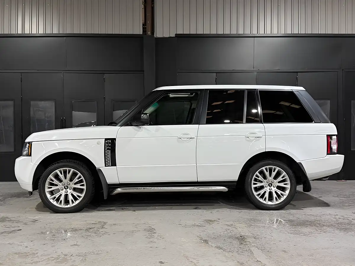Used 2012 Land Rover Range Rover Westminster White - Interior and Exterior details 9
