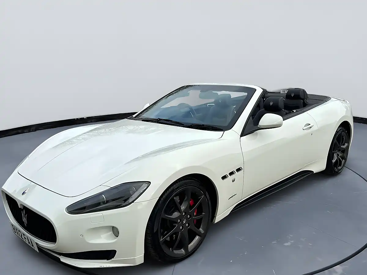 Used 2012 Maserati Grancabrio Mc Sport White - Interior and Exterior details 11