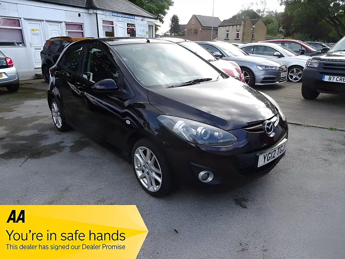 Used 2012 Mazda 2 Sport Red - Interior and Exterior details 3