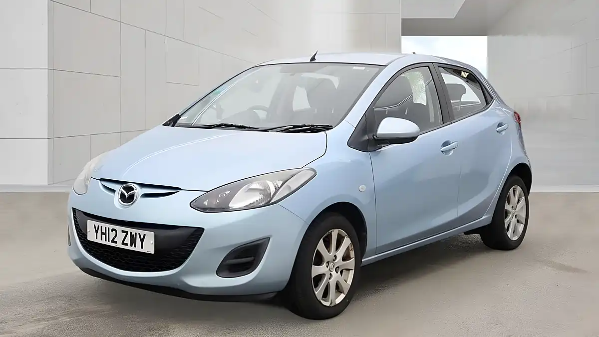Used 2012 Mazda 2 TS2 Blue - Interior and Exterior details 3