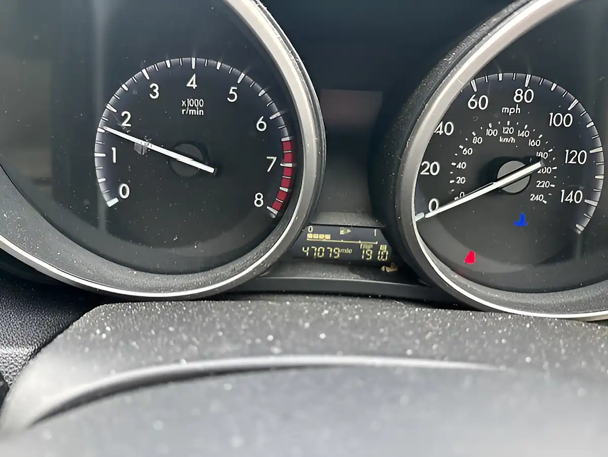 Used 2012 Mazda 3 TS2 Blue - Interior and Exterior details 10