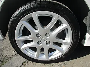 Used 2012 Mazda Mazda2 Tamura White - Interior and Exterior details 11