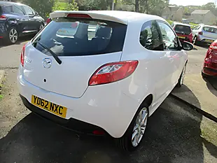 Used 2012 Mazda Mazda2 Tamura White - Interior and Exterior details 5