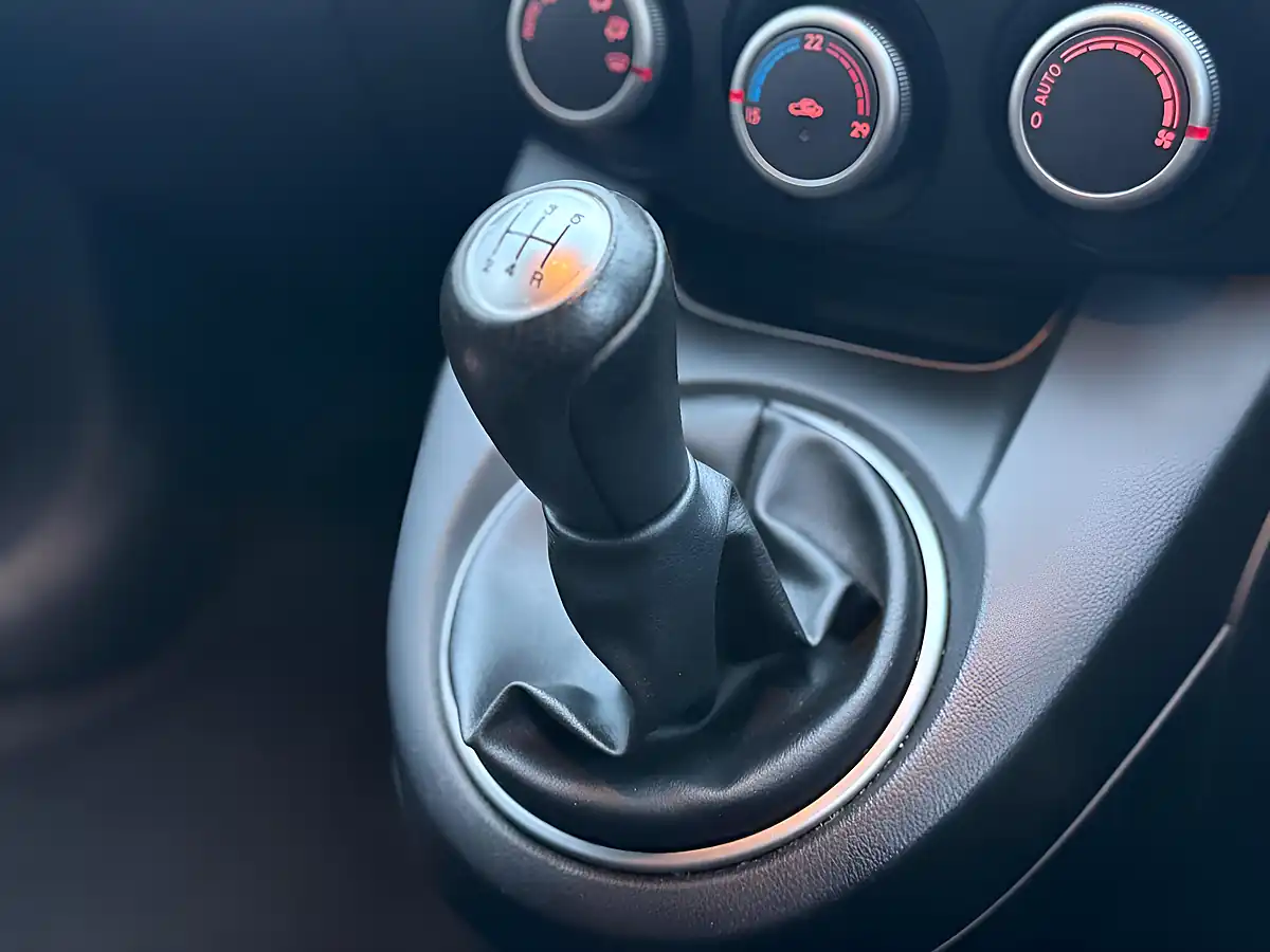 Used 2012 Mazda Mazda2 Venture Grey - Interior and Exterior details 17