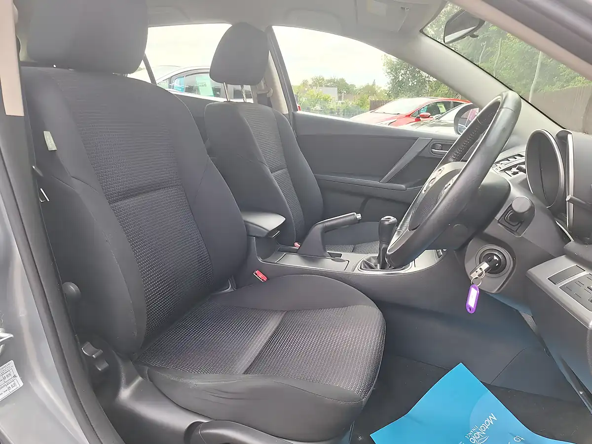 Used 2012 Mazda Mazda3 Tamura Silver - Interior and Exterior details 11