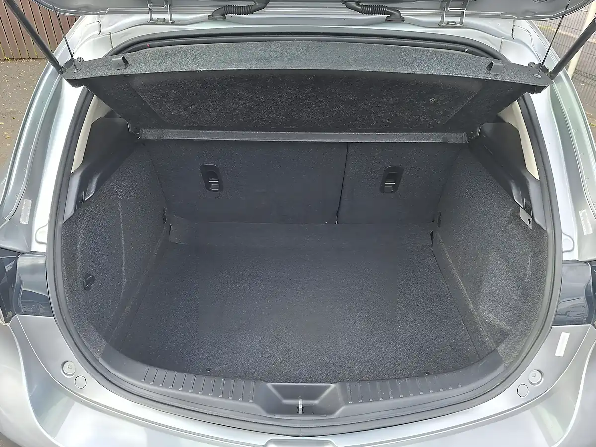 Used 2012 Mazda Mazda3 Tamura Silver - Interior and Exterior details 16