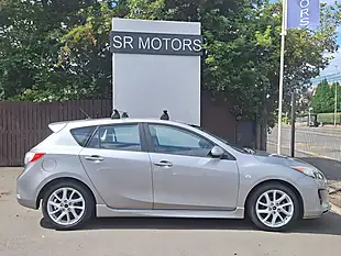 Used 2012 Mazda Mazda3 Tamura Silver - Interior and Exterior details 6