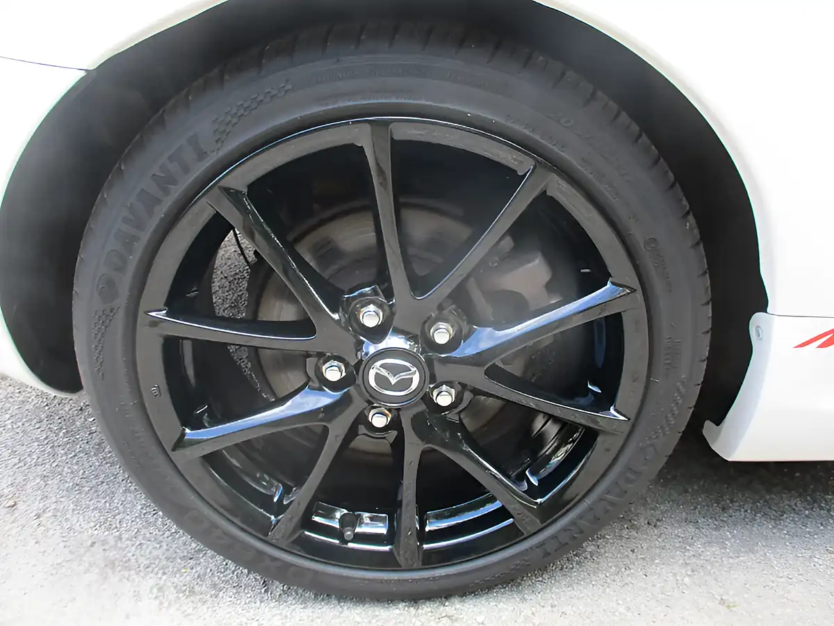 Used 2012 Mazda MX-5 Kuro Roadster White - Interior and Exterior details 11