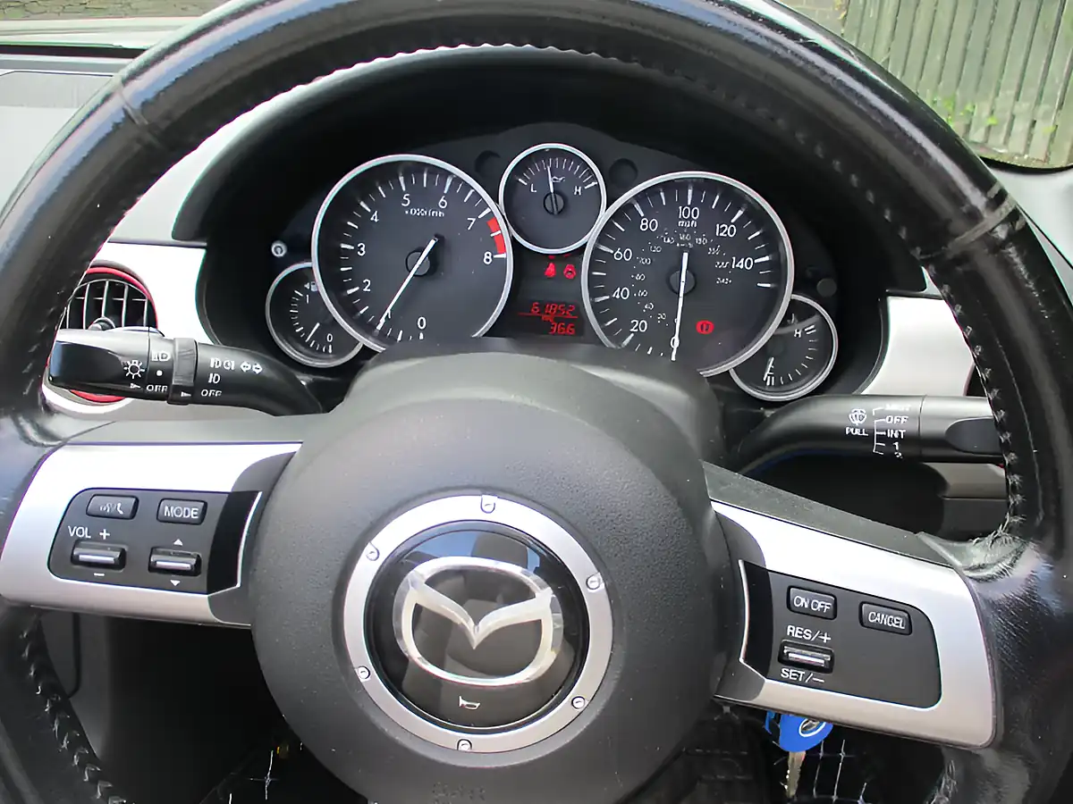 Used 2012 Mazda MX-5 Kuro Roadster White - Interior and Exterior details 16