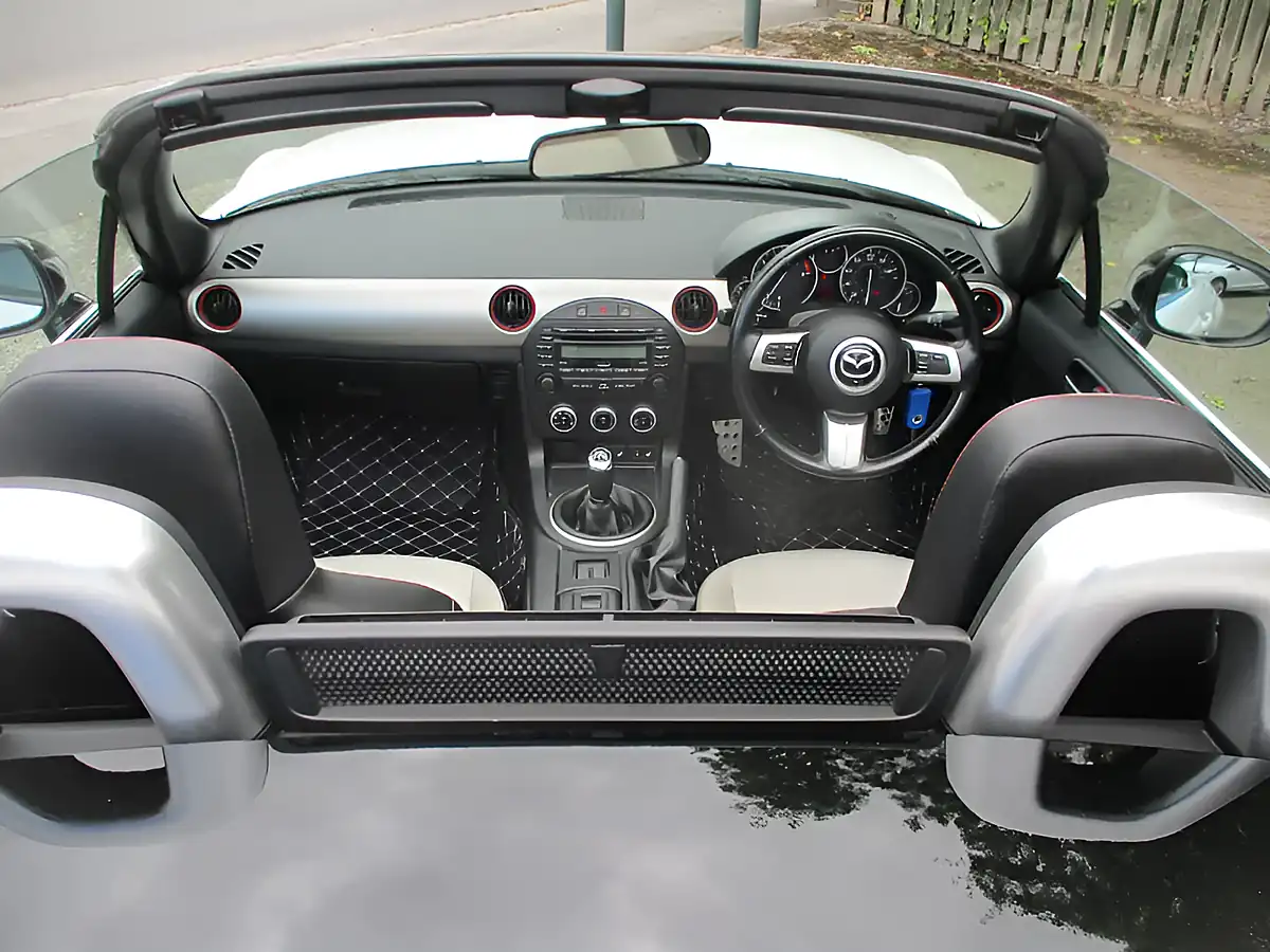Used 2012 Mazda MX-5 Kuro Roadster White - Interior and Exterior details 20