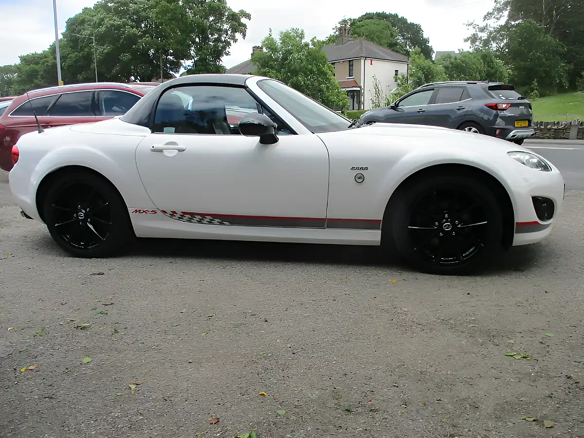 Used 2012 Mazda MX-5 Kuro Roadster White - Interior and Exterior details 4