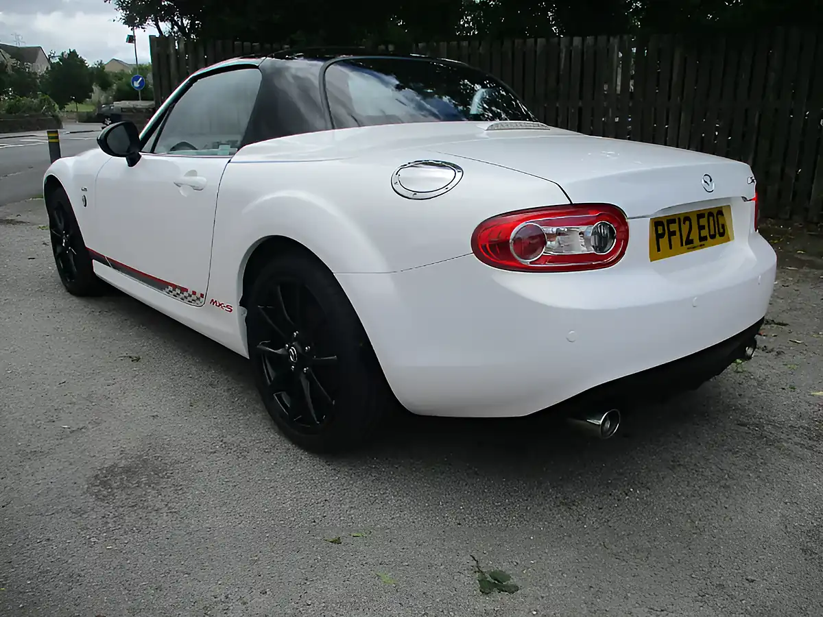 Used 2012 Mazda MX-5 Kuro Roadster White - Interior and Exterior details 7