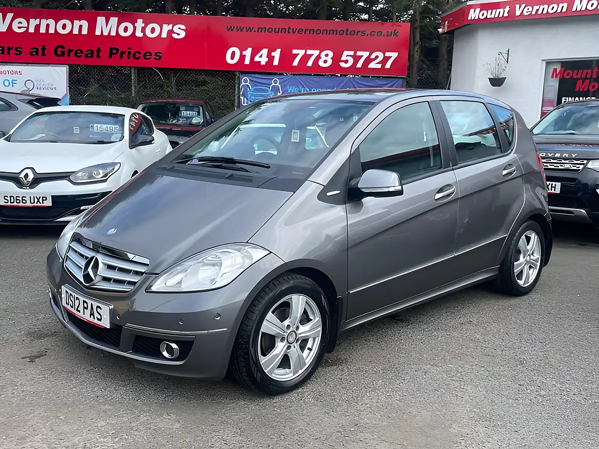 Used 2012 Mercedes-Benz a Class Avantgarde Se Grey - Interior and Exterior details 4