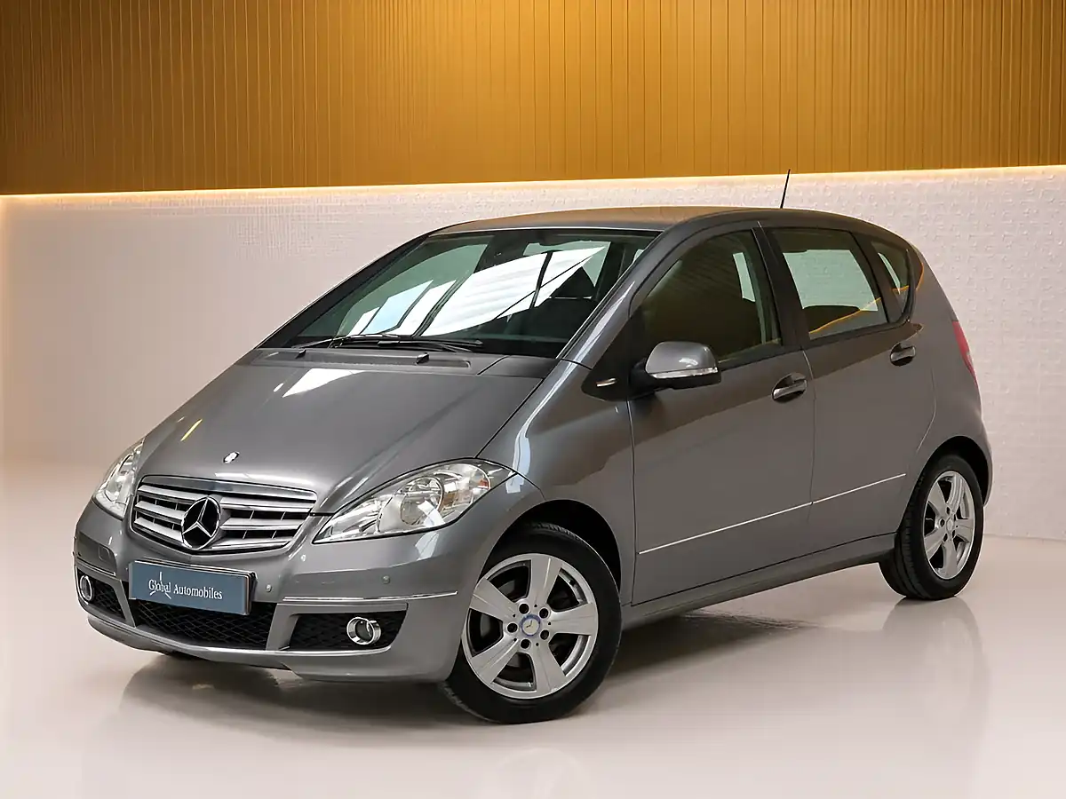 Used 2012 Mercedes-Benz a-Class Avantgarde Se Mountain Grey Metallic - Interior and Exterior details 10