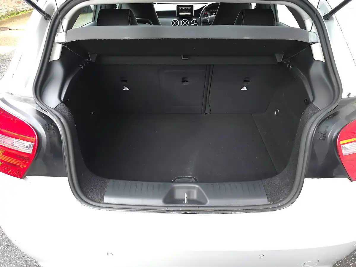 Used 2012 Mercedes-Benz a Class Sport Silver - Interior and Exterior details 12
