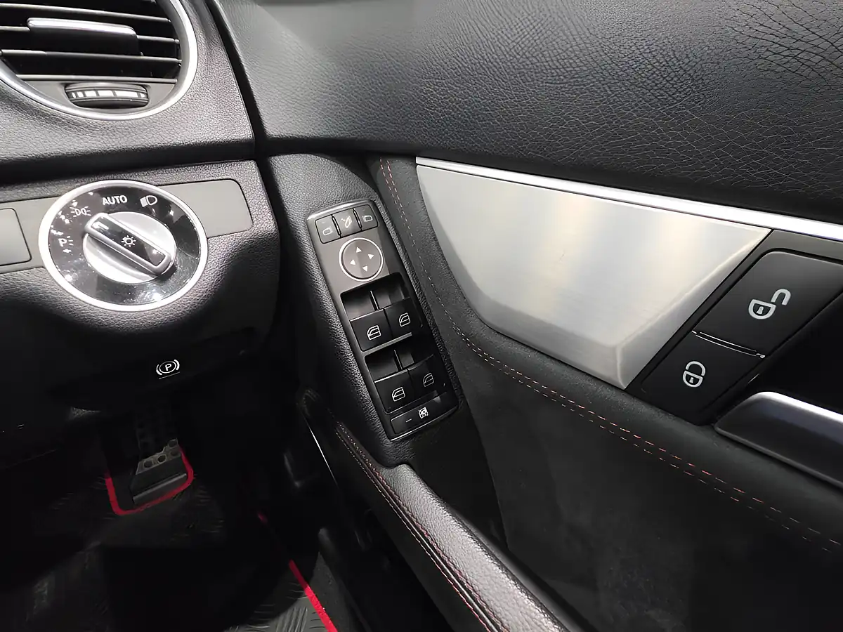 Used 2012 Mercedes-Benz C Class AMG Sport Plus Black - Interior and Exterior details 13