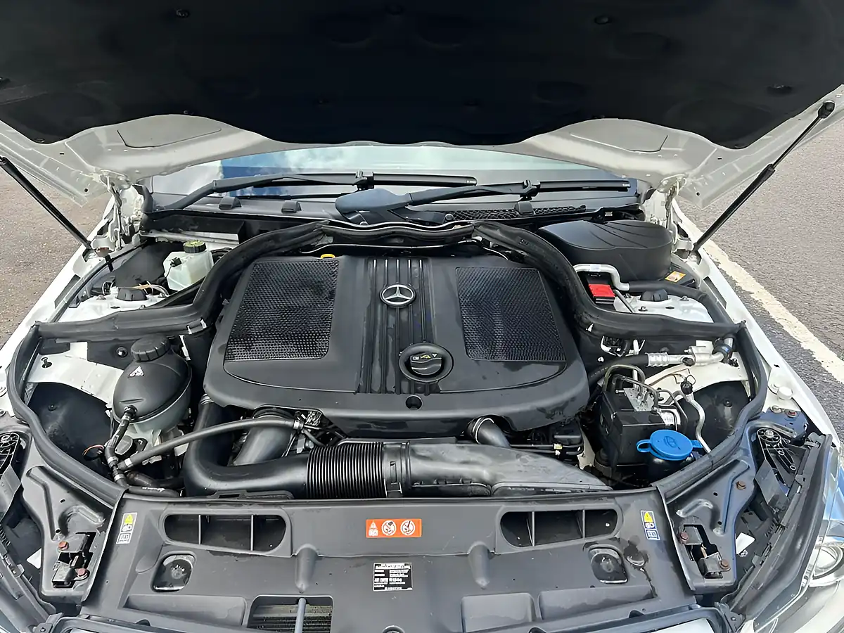 Used 2012 Mercedes-Benz C-Class AMG Sport Plus White - Interior and Exterior details 15