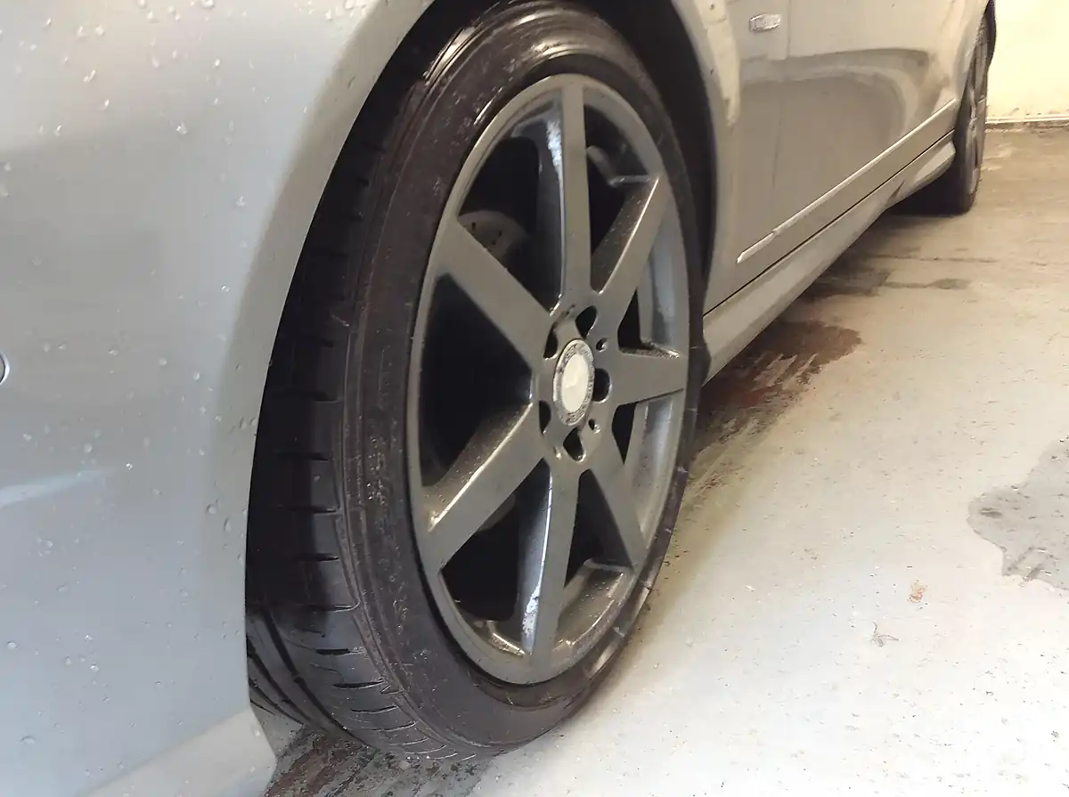 Used 2012 Mercedes-Benz C Class Sport Silver - Interior and Exterior details 12
