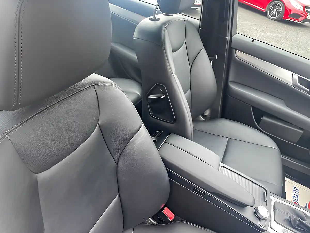 Used 2012 Mercedes-Benz C Class Sport White - Interior and Exterior details 14