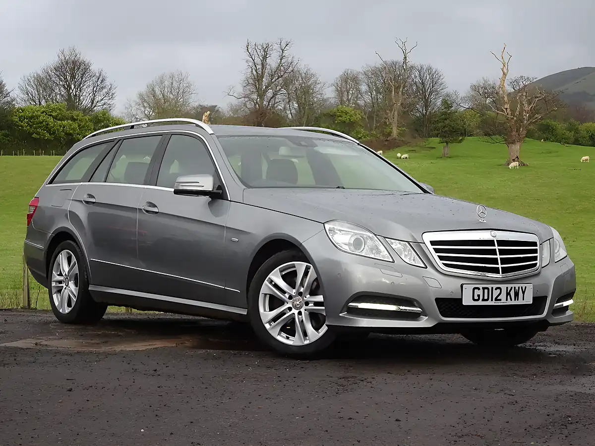 Used 2012 Mercedes-Benz E Class Avantgarde Silver - Front View