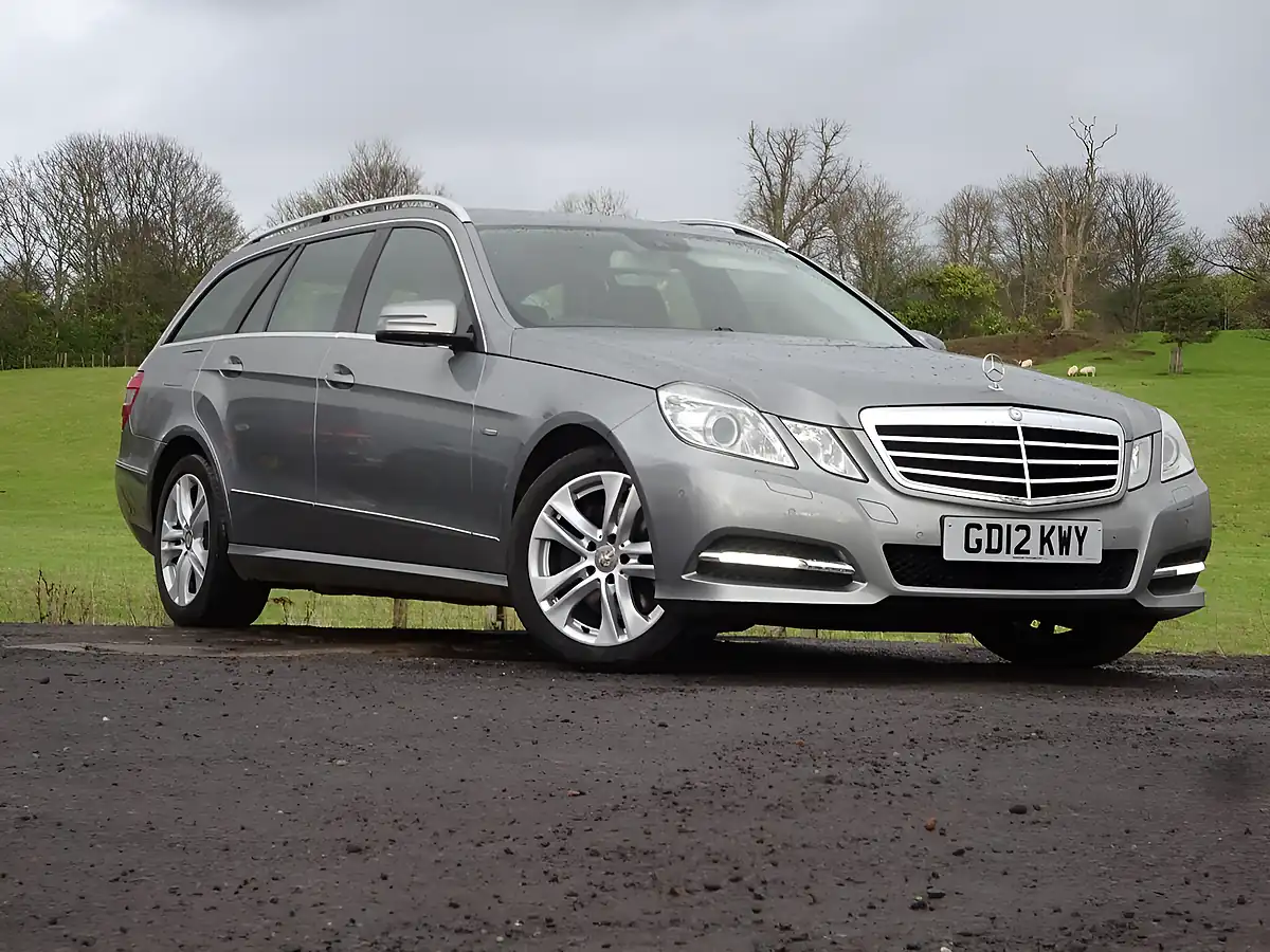 Used 2012 Mercedes-Benz E Class Avantgarde Silver - Interior and Exterior details 5