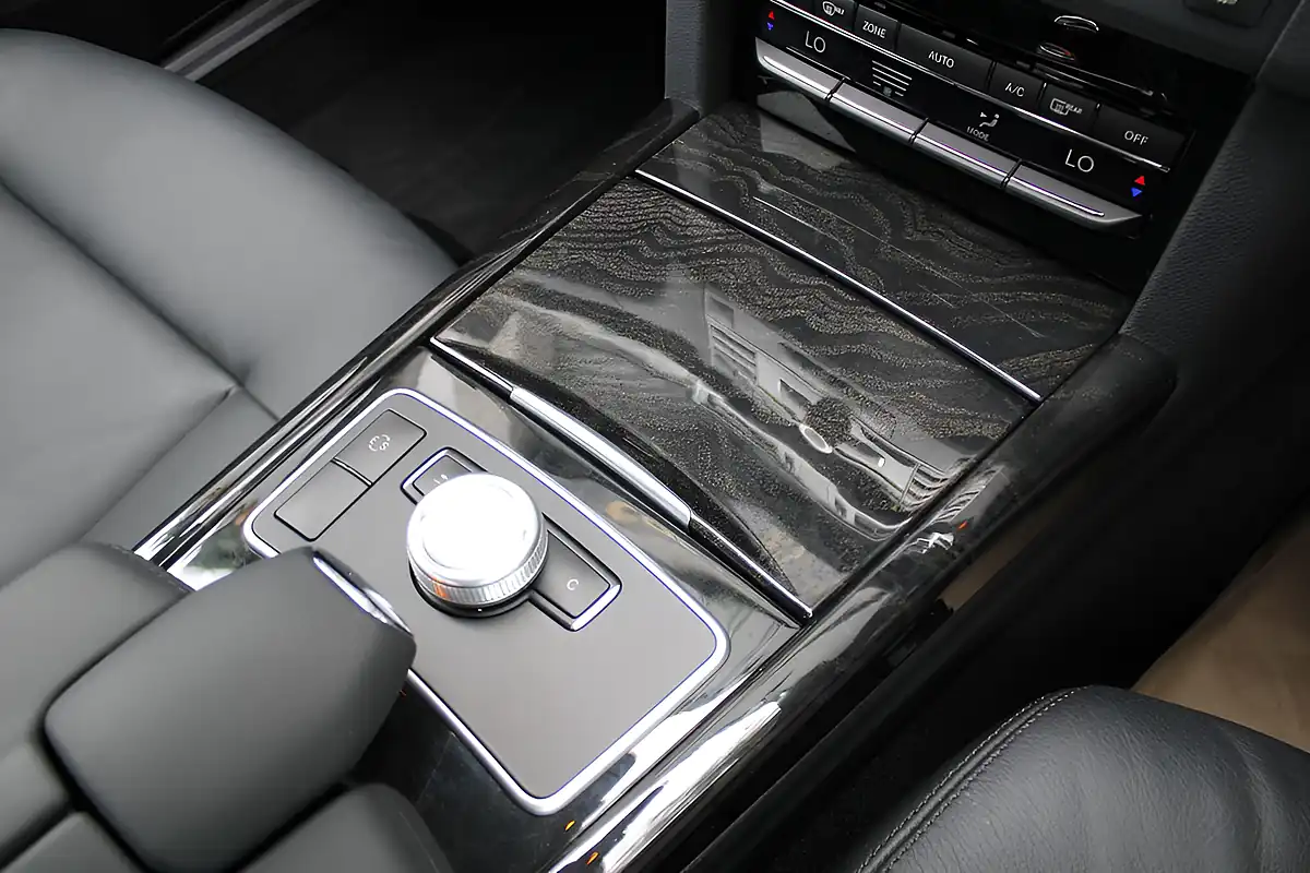 Used 2012 Mercedes-Benz E Class Executive Se Black - Interior and Exterior details 20