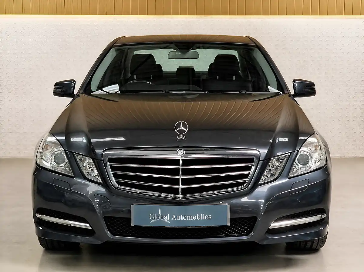 Used 2012 Mercedes-Benz E-Class Executive Se Tenorite Grey - Interior and Exterior details 17