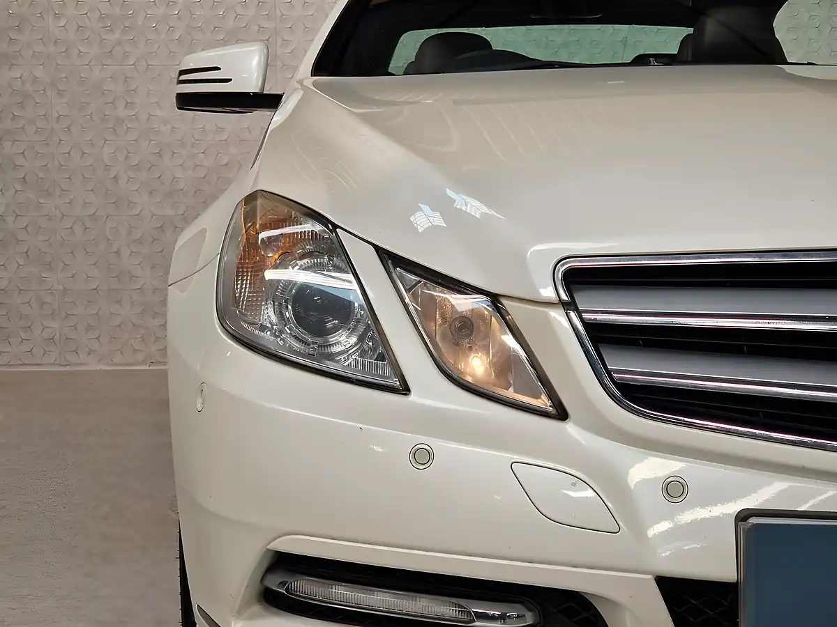 Used 2012 Mercedes-Benz E-Class Se Designo Diamond White - Interior and Exterior details 6