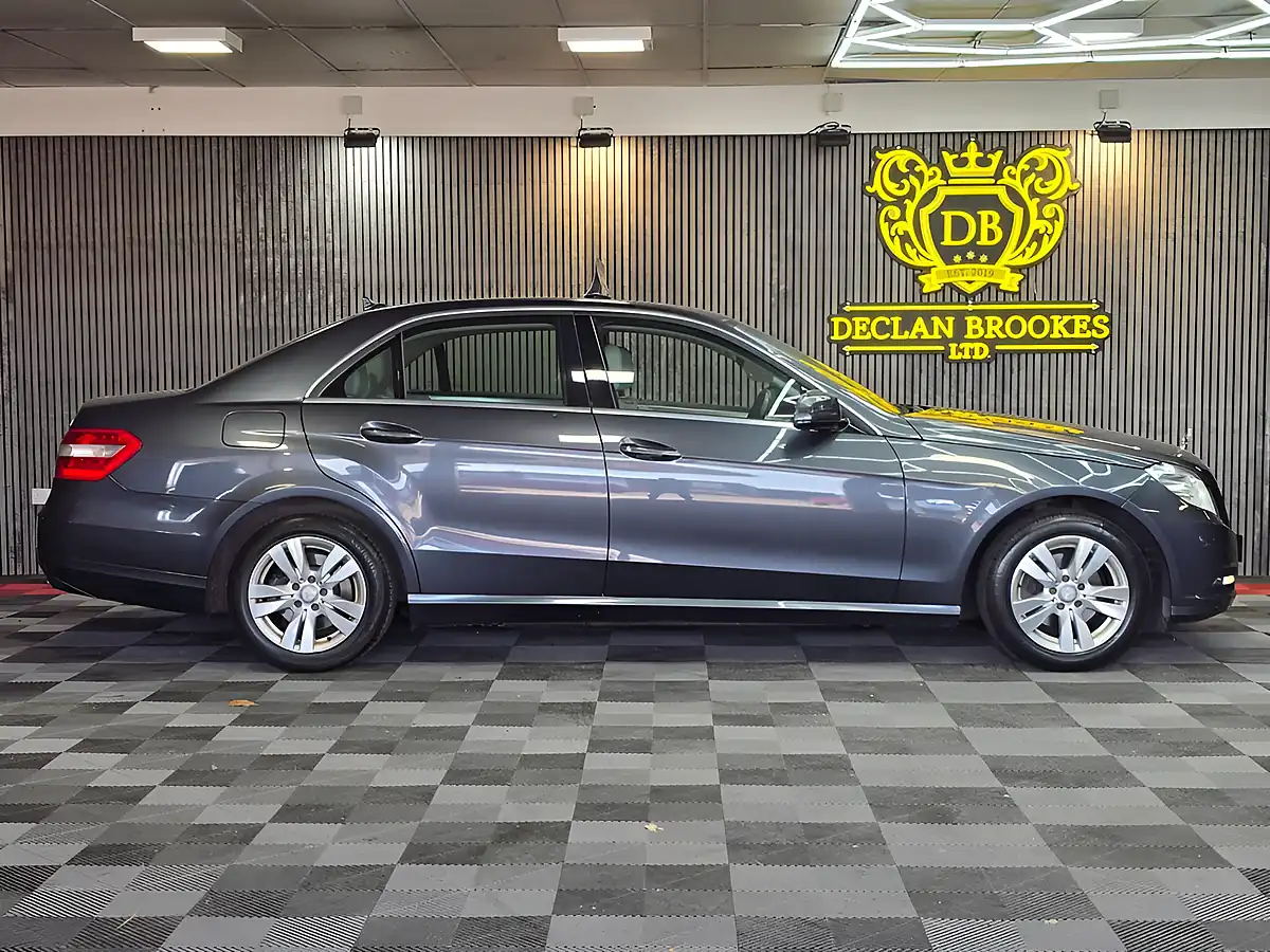 Used 2012 Mercedes-Benz E Class Se Grey - Interior and Exterior details 3